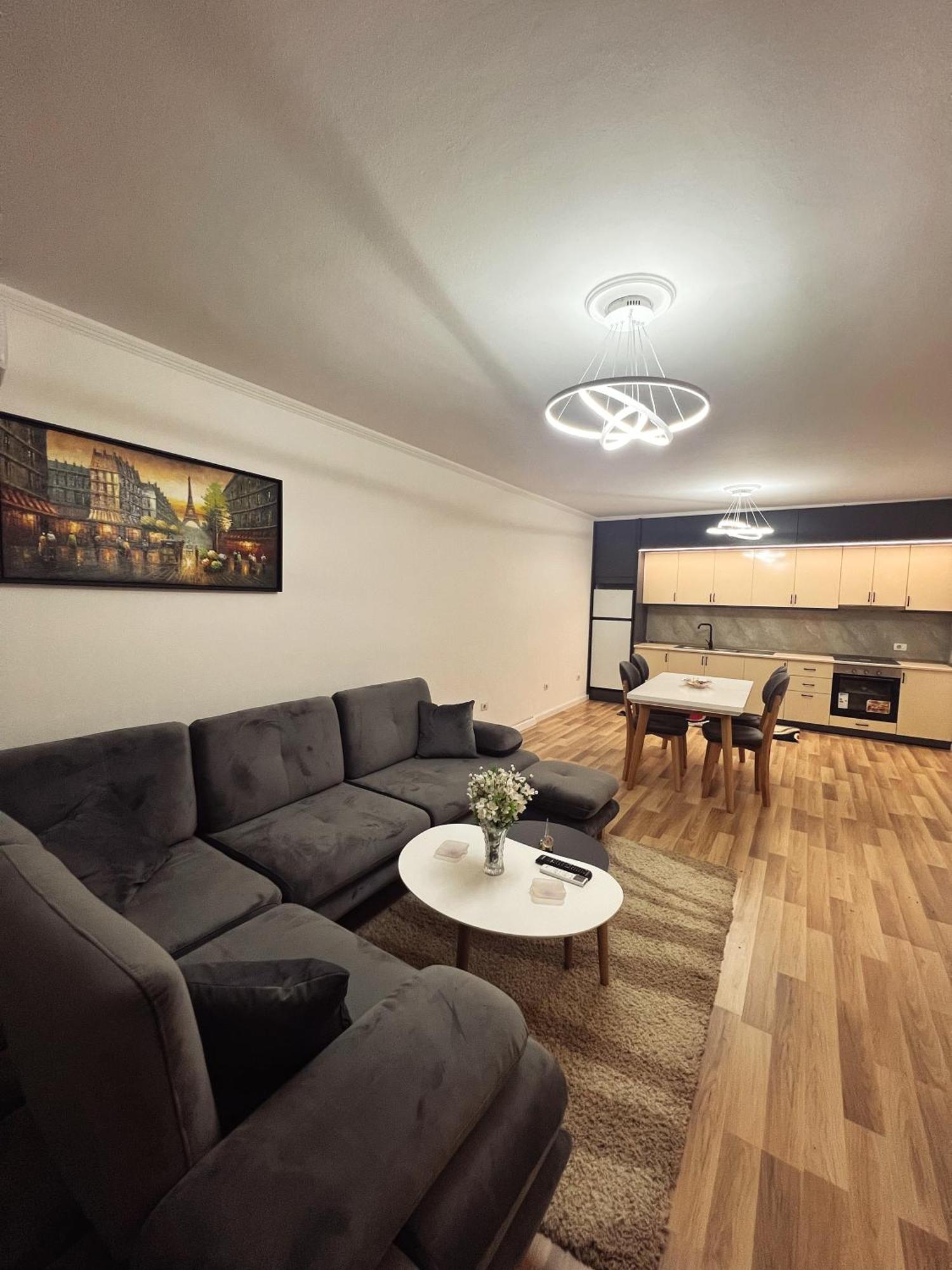Art'S Apartment Tirana Bagian luar foto