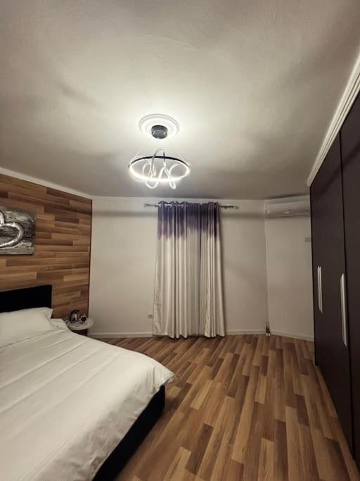 Art'S Apartment Tirana Bagian luar foto
